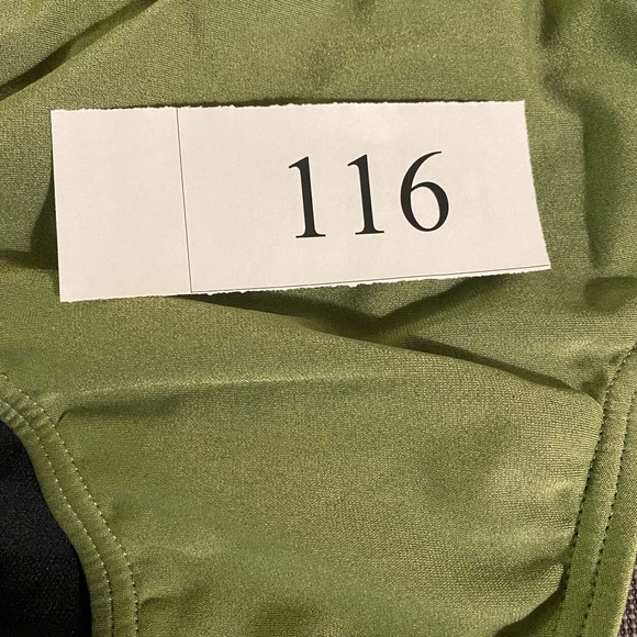 CLEARANCE!! Speedo NWOT Solid Endurance Brief Swimsuit. Size 32. #116 - Picture 3 of 7